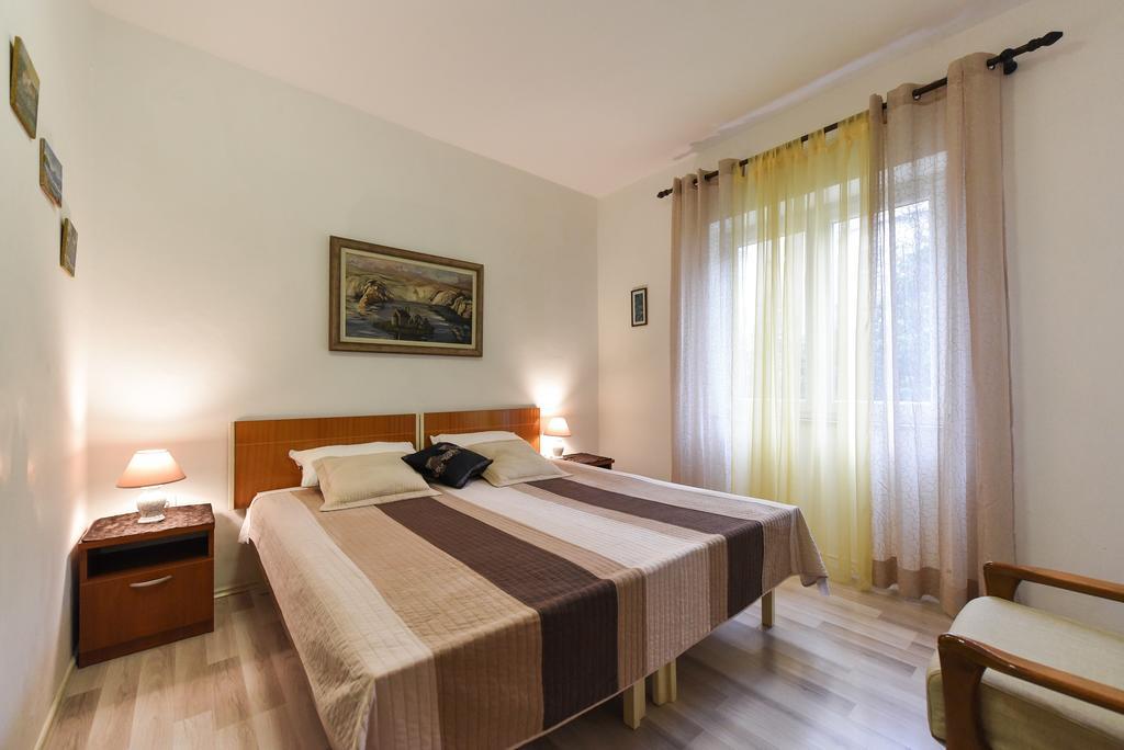 Apartments Dado ザダル エクステリア 写真