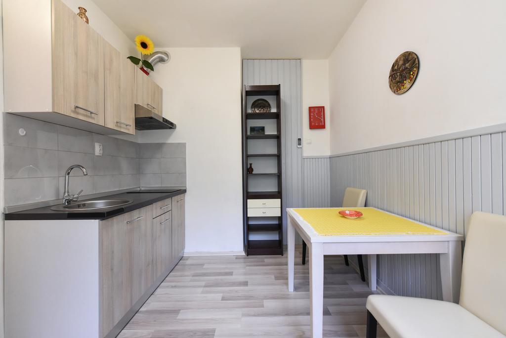 Apartments Dado ザダル エクステリア 写真