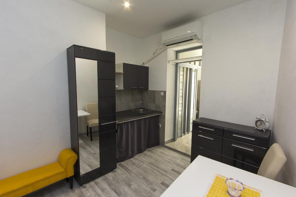 Apartments Dado ザダル エクステリア 写真