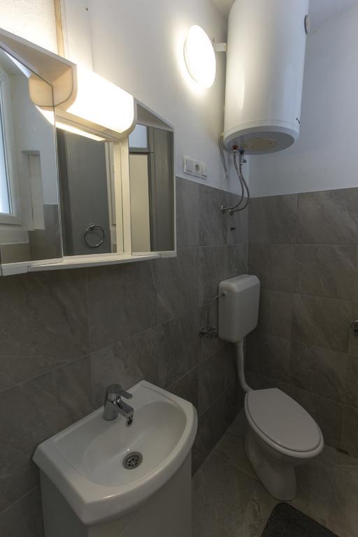 Apartments Dado ザダル エクステリア 写真